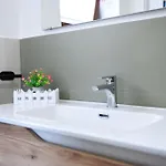 招待所 Pina's House