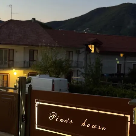 Pina's House *